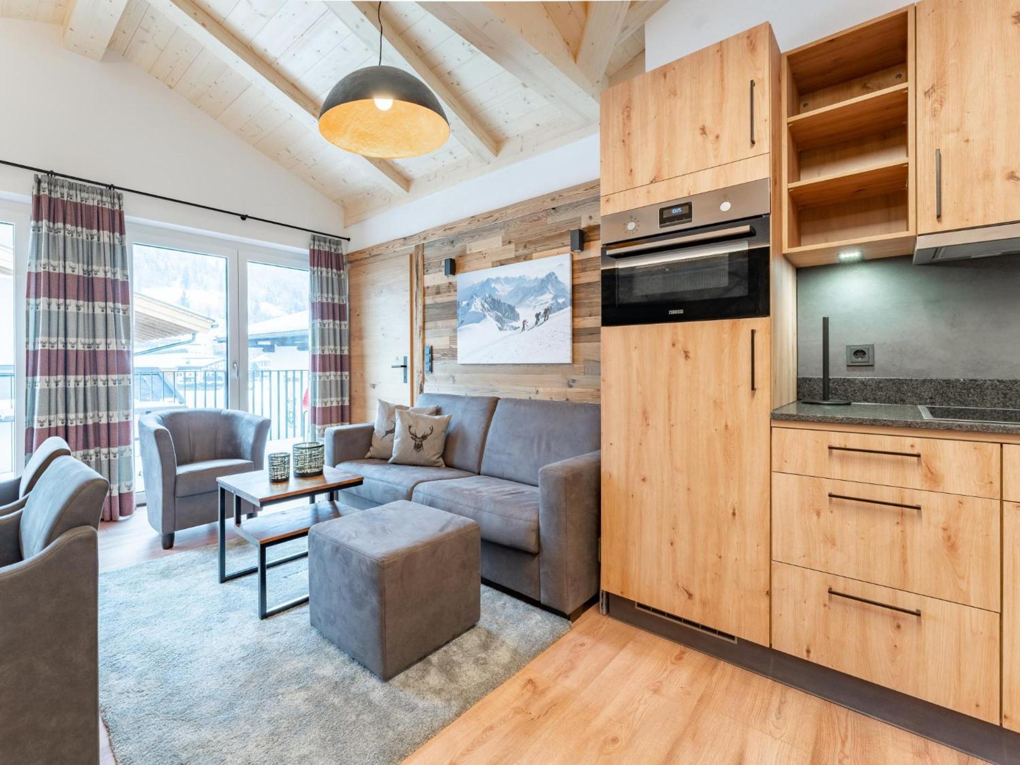 Falken Suites Top 7 Kaprun Exterior foto