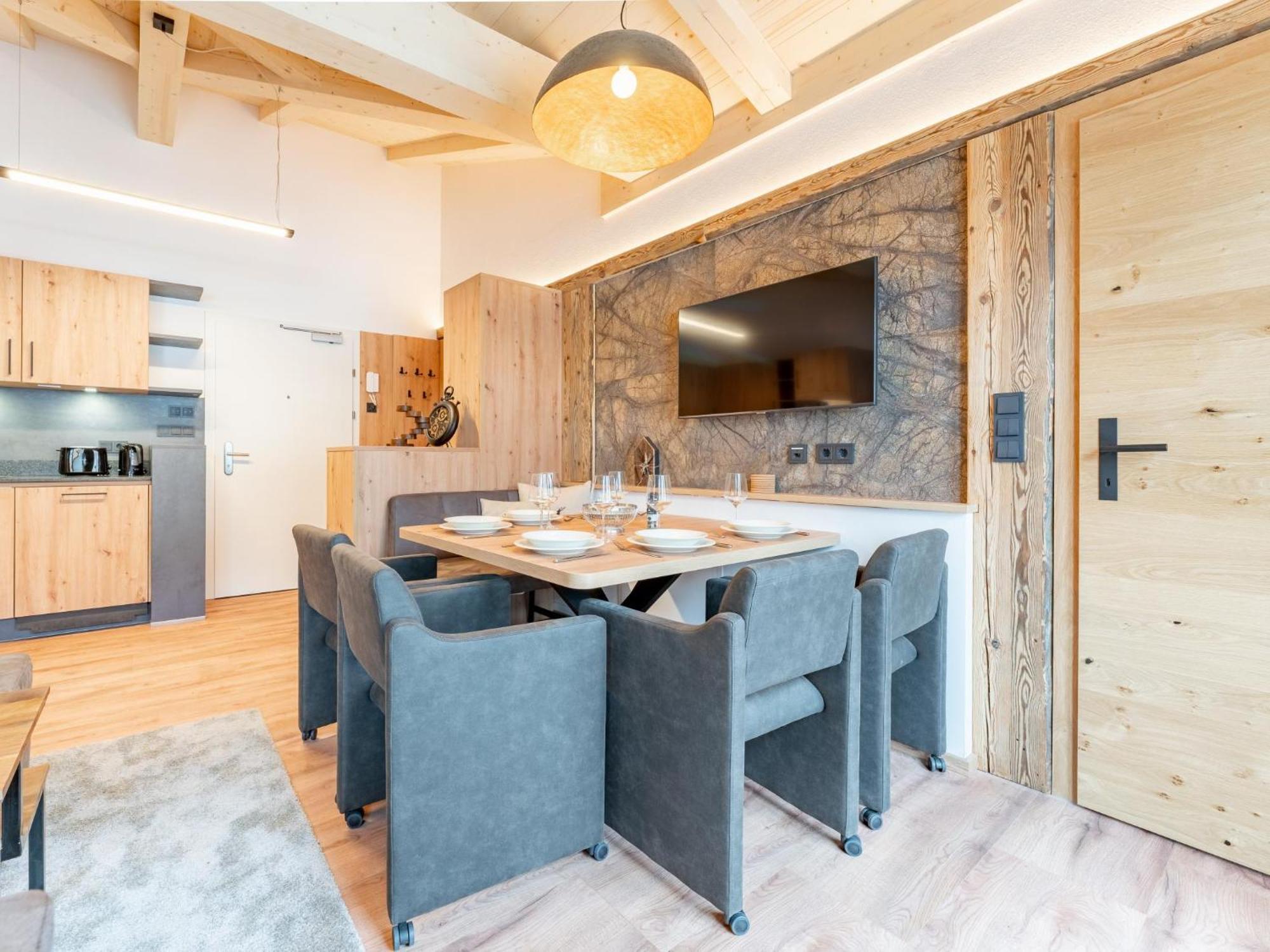 Falken Suites Top 7 Kaprun Exterior foto