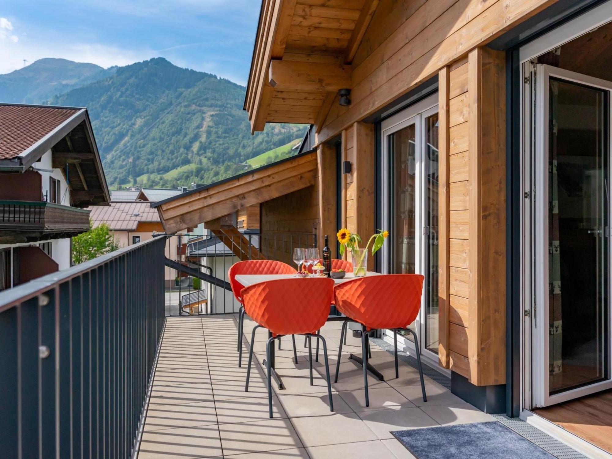 Falken Suites Top 7 Kaprun Exterior foto