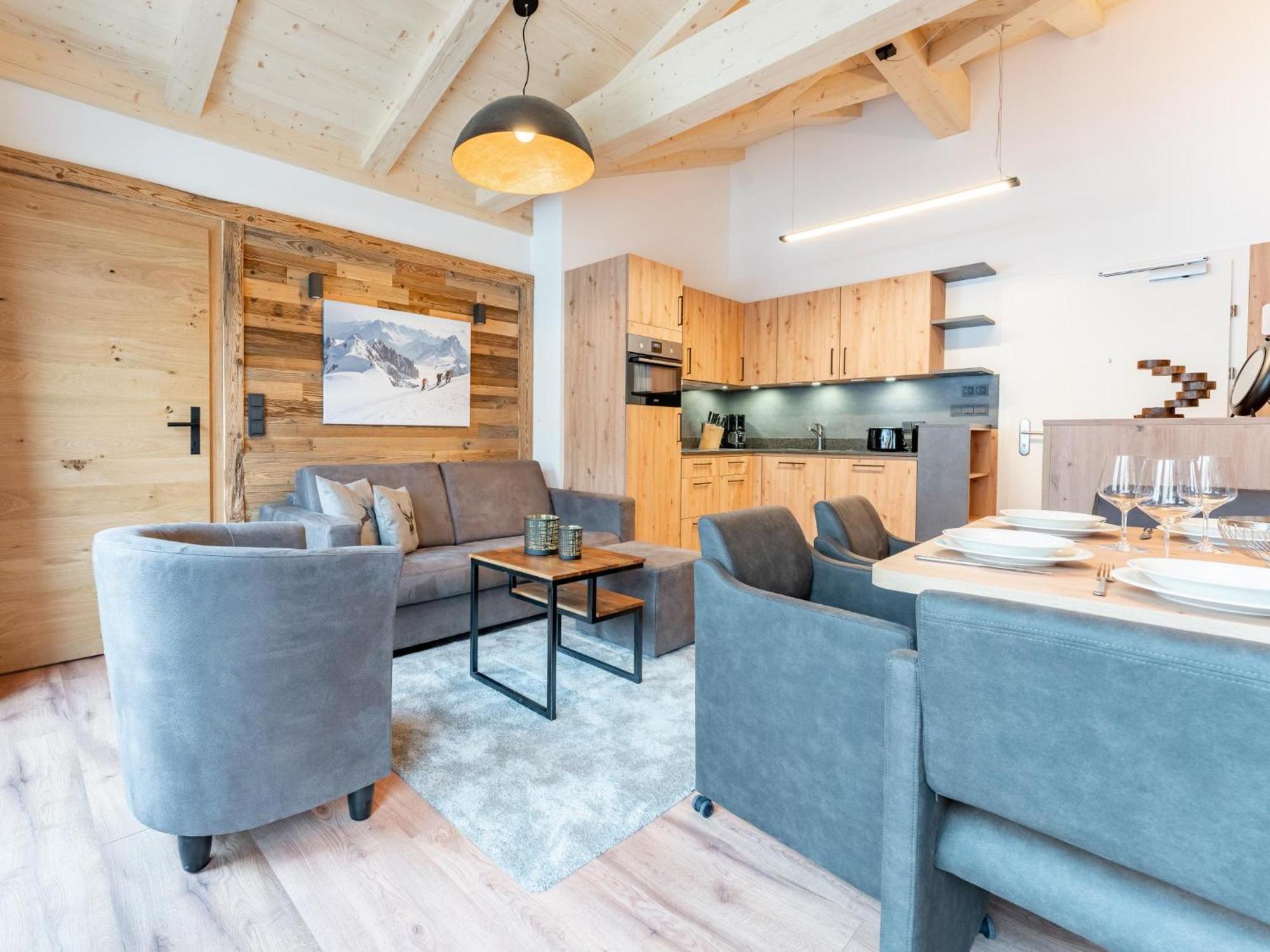 Falken Suites Top 7 Kaprun Exterior foto